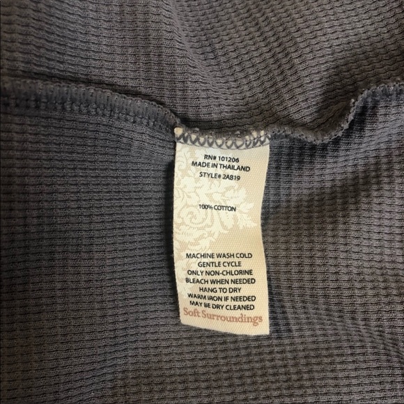 Soft Surroundings Tunic Cardigan Pullover - Picture 8 of 8